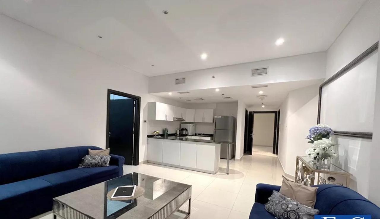 Entire - Marina - Spacious And Perfect Location Apartment